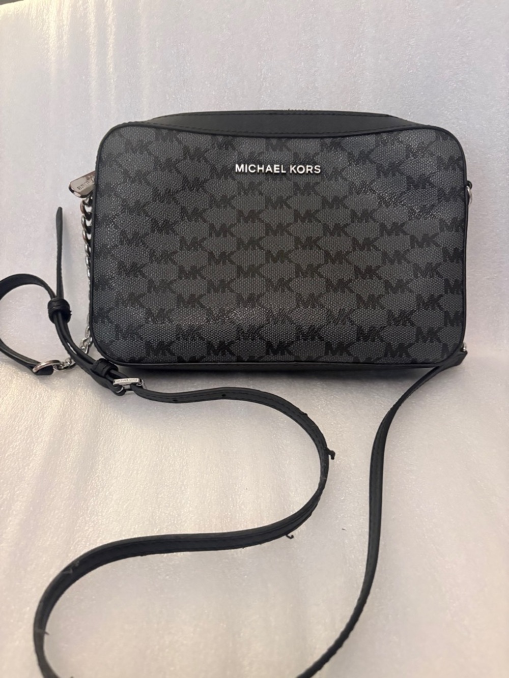 Michael Kors Jet Set Crossbody Black MK Signature Camera Bag